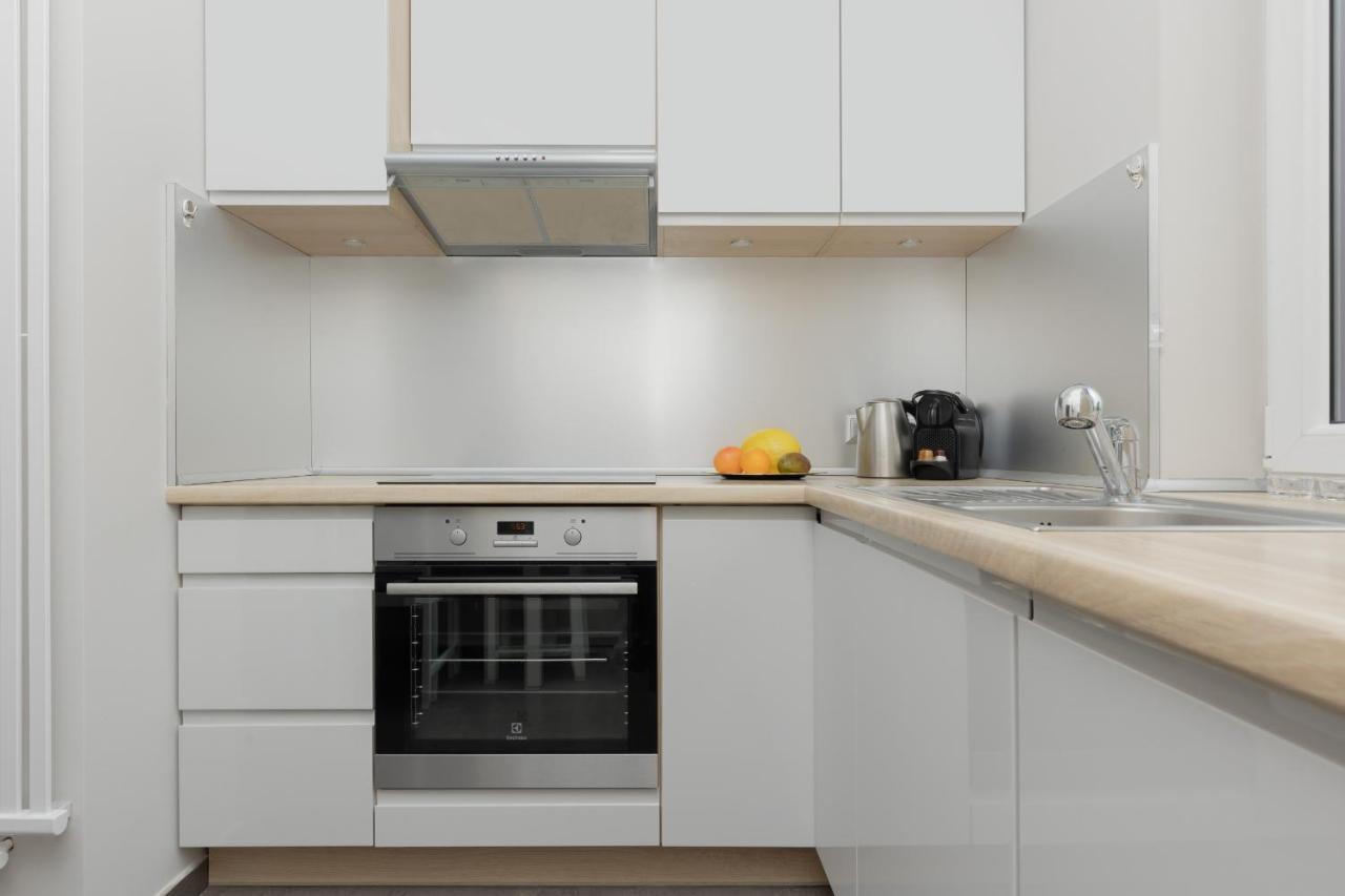 Modern One Bedroom Apartment With Parking In Lodz By Renters Prestige Kültér fotó