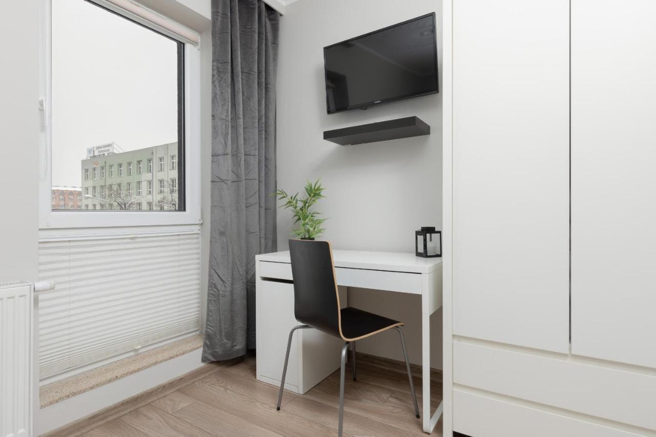 Modern One Bedroom Apartment With Parking In Lodz By Renters Prestige Kültér fotó
